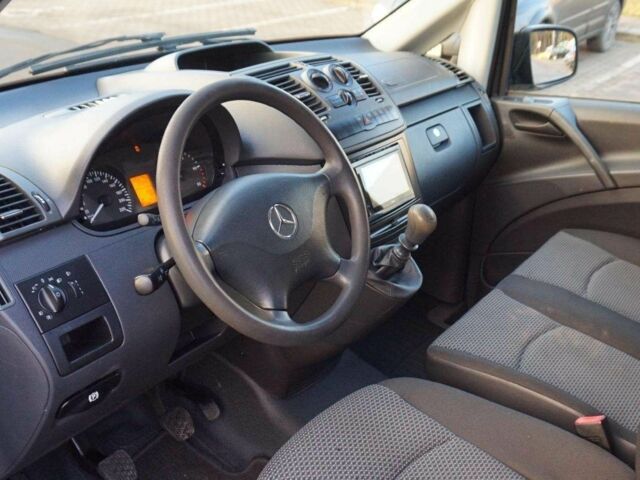 Синій Мерседес Віто, об'ємом двигуна 2.2 л та пробігом 145 тис. км за 8600 $, фото 8 на Automoto.ua
