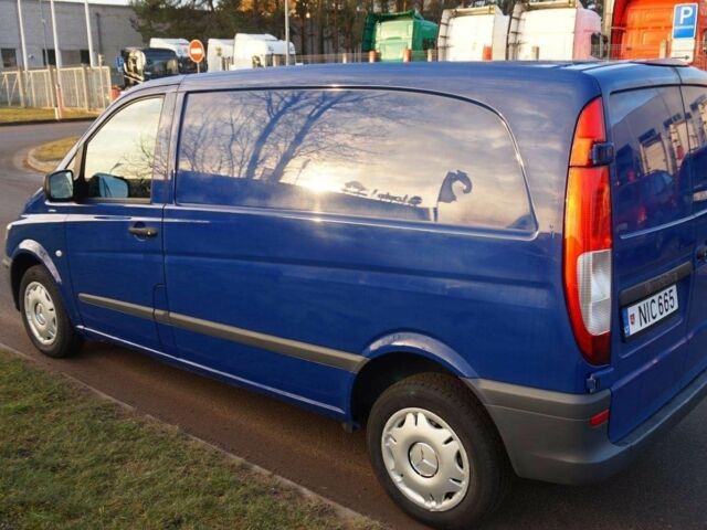 Синій Мерседес Віто, об'ємом двигуна 2.2 л та пробігом 145 тис. км за 8600 $, фото 5 на Automoto.ua