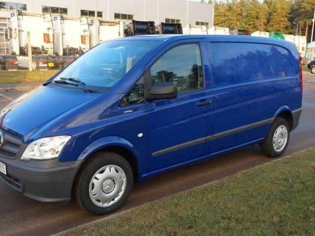 Синій Мерседес Віто, об'ємом двигуна 2.2 л та пробігом 145 тис. км за 8600 $, фото 2 на Automoto.ua