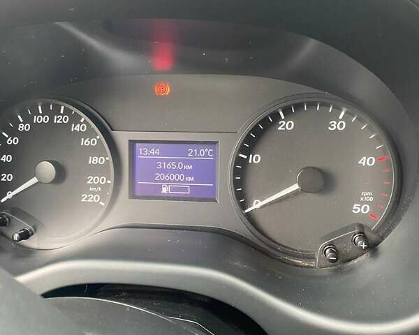Синий Мерседес Вито, объемом двигателя 2.2 л и пробегом 210 тыс. км за 16700 $, фото 9 на Automoto.ua