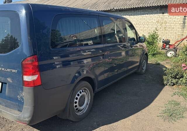 Синій Мерседес Віто, об'ємом двигуна 2.14 л та пробігом 170 тис. км за 20000 $, фото 3 на Automoto.ua