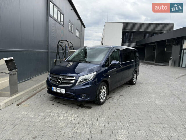 Мерседес Вито 2016 в Ужгороде на Automoto.ua Синий Мерседес Вито, объемом двигателя 2.14 л и пробегом 285 тыс. км за 24800 $, фото 2 на Automoto.ua