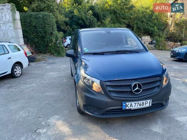 Синий Мерседес Вито, объемом двигателя 1.6 л и пробегом 230 тыс. км за 15500 $, фото 4 на Automoto.ua