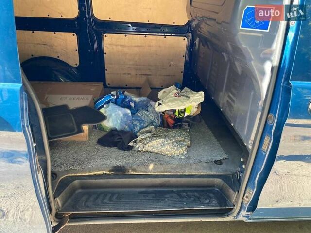 Синий Мерседес Вито, объемом двигателя 1.6 л и пробегом 230 тыс. км за 15500 $, фото 16 на Automoto.ua