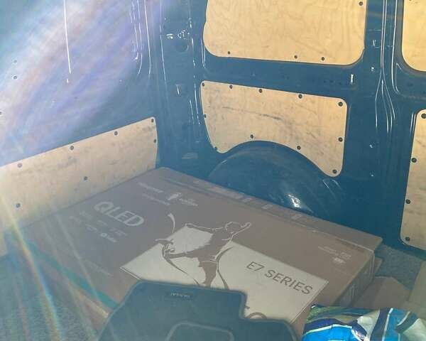 Синий Мерседес Вито, объемом двигателя 1.6 л и пробегом 230 тыс. км за 15500 $, фото 15 на Automoto.ua