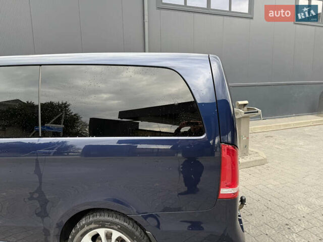 Мерседес Вито 2016 в Ужгороде на Automoto.ua Синий Мерседес Вито, объемом двигателя 2.14 л и пробегом 285 тыс. км за 24800 $, фото 7 на Automoto.ua