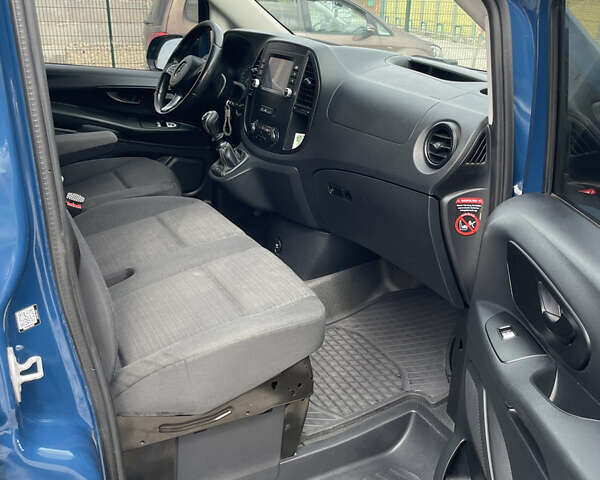 Синій Мерседес Віто, об'ємом двигуна 2.2 л та пробігом 240 тис. км за 21500 $, фото 12 на Automoto.ua