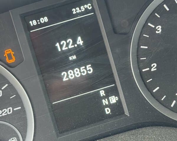 Синий Мерседес Вито, объемом двигателя 2.14 л и пробегом 29 тыс. км за 35000 $, фото 20 на Automoto.ua