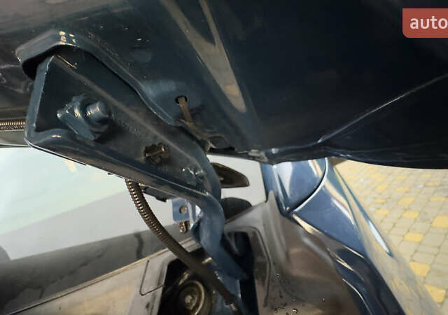 Синий Мерседес Вито, объемом двигателя 2.14 л и пробегом 297 тыс. км за 23150 $, фото 49 на Automoto.ua