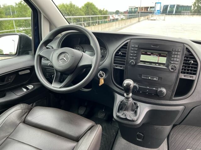 Синий Мерседес Вито, объемом двигателя 1.8 л и пробегом 195 тыс. км за 19900 $, фото 13 на Automoto.ua