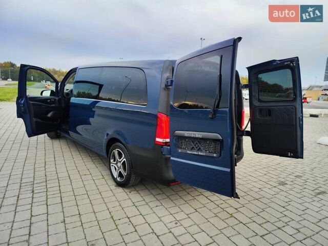 Синій Мерседес Віто, об'ємом двигуна 2.2 л та пробігом 200 тис. км за 33888 $, фото 3 на Automoto.ua