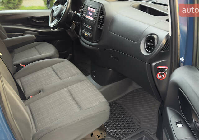 Синий Мерседес Вито, объемом двигателя 2.14 л и пробегом 297 тыс. км за 23150 $, фото 40 на Automoto.ua