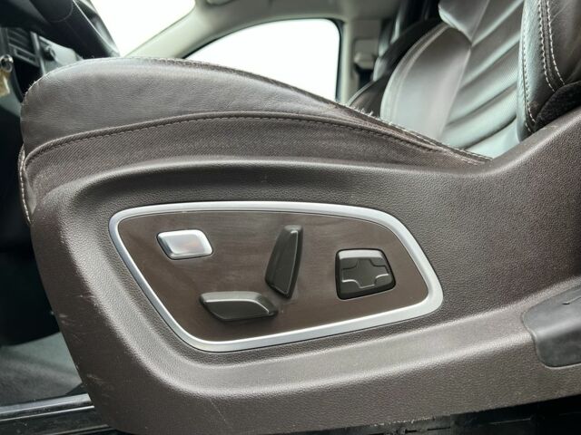 Синий Мерседес Вито, объемом двигателя 1.8 л и пробегом 195 тыс. км за 19900 $, фото 20 на Automoto.ua