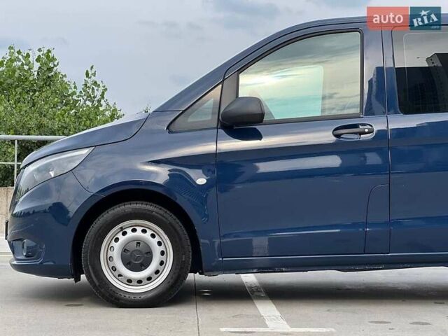 Синий Мерседес Вито, объемом двигателя 1.75 л и пробегом 195 тыс. км за 19400 $, фото 6 на Automoto.ua