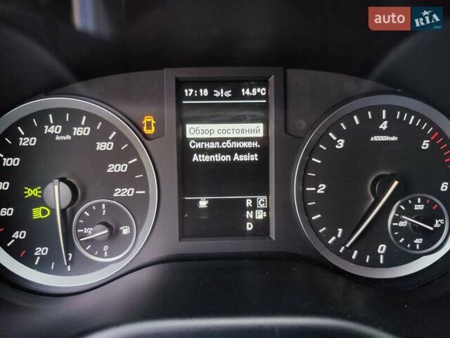 Синій Мерседес Віто, об'ємом двигуна 2.2 л та пробігом 200 тис. км за 33888 $, фото 45 на Automoto.ua