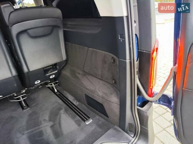 Синій Мерседес Віто, об'ємом двигуна 2.2 л та пробігом 200 тис. км за 33888 $, фото 122 на Automoto.ua