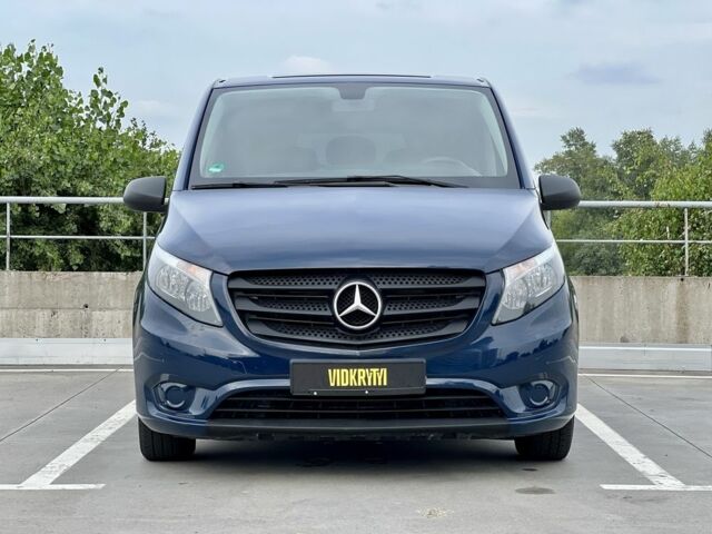 Синий Мерседес Вито, объемом двигателя 1.8 л и пробегом 195 тыс. км за 19900 $, фото 1 на Automoto.ua