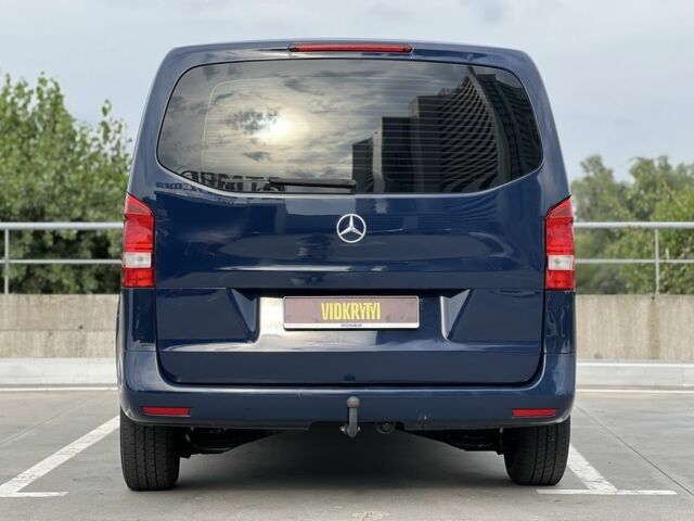 Синий Мерседес Вито, объемом двигателя 1.8 л и пробегом 195 тыс. км за 19900 $, фото 10 на Automoto.ua