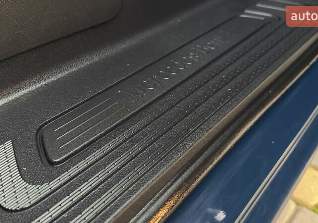 Синий Мерседес Вито, объемом двигателя 2.14 л и пробегом 297 тыс. км за 23150 $, фото 55 на Automoto.ua