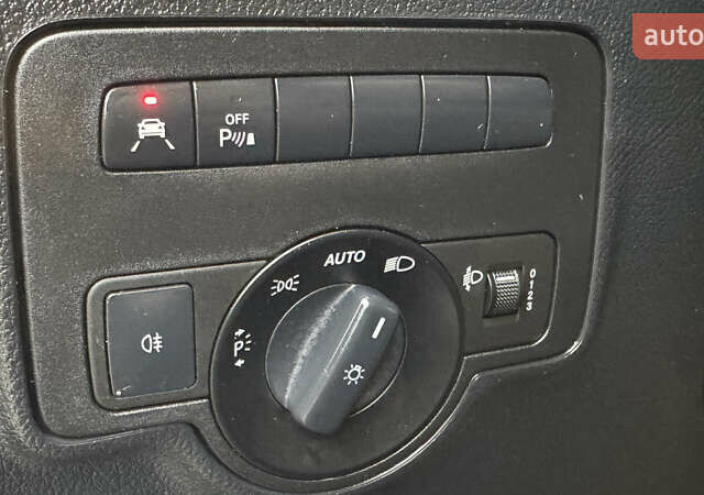 Синий Мерседес Вито, объемом двигателя 2.14 л и пробегом 297 тыс. км за 23150 $, фото 80 на Automoto.ua