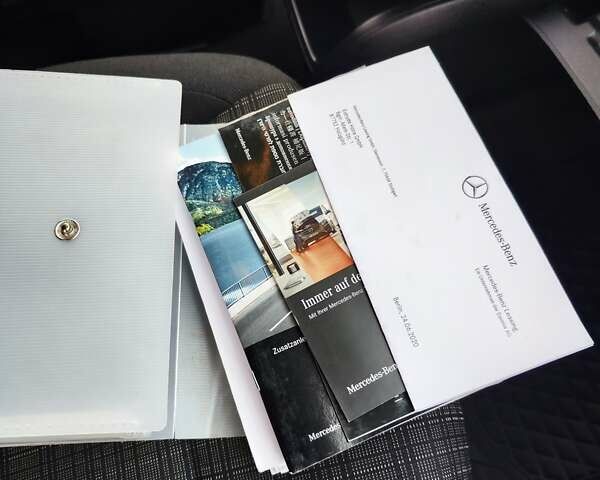 Синій Мерседес Віто, об'ємом двигуна 2.2 л та пробігом 200 тис. км за 33888 $, фото 28 на Automoto.ua