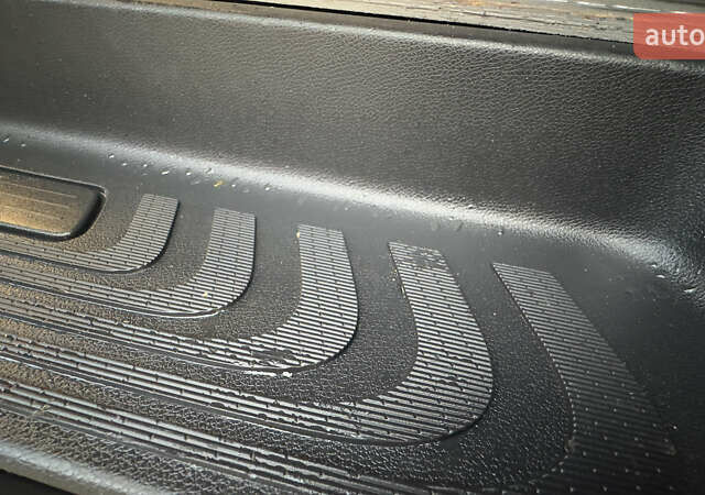 Синий Мерседес Вито, объемом двигателя 2.14 л и пробегом 297 тыс. км за 23150 $, фото 38 на Automoto.ua