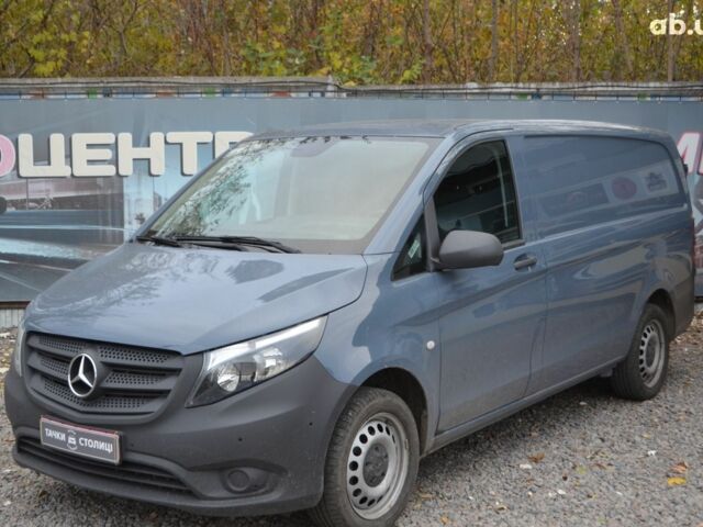 Синий Мерседес Вито, объемом двигателя 0 л и пробегом 38 тыс. км за 15000 $, фото 2 на Automoto.ua