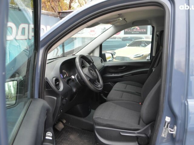 Синий Мерседес Вито, объемом двигателя 0 л и пробегом 38 тыс. км за 15000 $, фото 12 на Automoto.ua