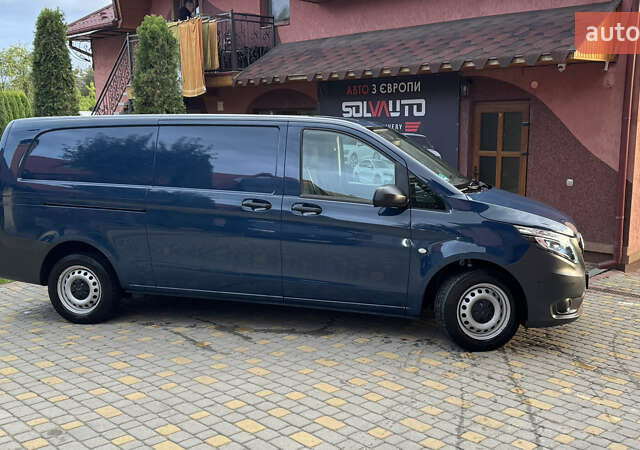 Синий Мерседес Вито, объемом двигателя 2.14 л и пробегом 297 тыс. км за 23150 $, фото 3 на Automoto.ua