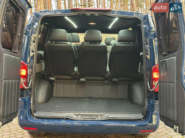 Синий Мерседес Вито, объемом двигателя 2.14 л и пробегом 156 тыс. км за 29500 $, фото 17 на Automoto.ua