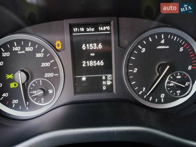 Синій Мерседес Віто, об'ємом двигуна 2.2 л та пробігом 200 тис. км за 33888 $, фото 43 на Automoto.ua