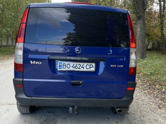 Синий Мерседес Вито, объемом двигателя 2.1 л и пробегом 270 тыс. км за 6600 $, фото 2 на Automoto.ua