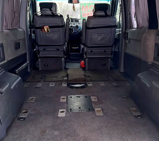 Синий Мерседес Вито, объемом двигателя 2.1 л и пробегом 0 тыс. км за 5600 $, фото 5 на Automoto.ua
