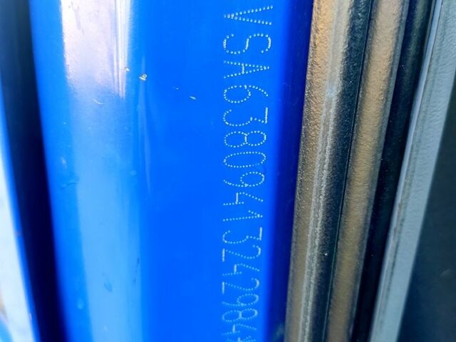 Синий Мерседес Вито, объемом двигателя 2.1 л и пробегом 450 тыс. км за 5000 $, фото 1 на Automoto.ua