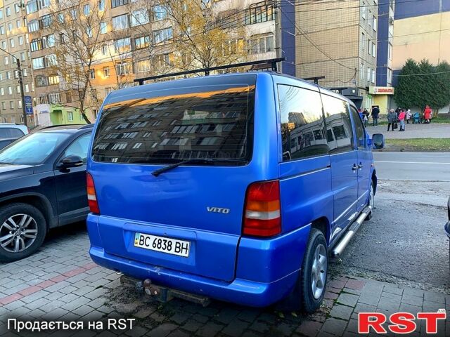 Синий Мерседес Вито, объемом двигателя 2.3 л и пробегом 157 тыс. км за 4000 $, фото 2 на Automoto.ua