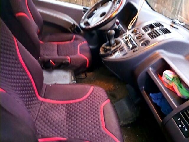 Синий Мерседес Вито, объемом двигателя 2.2 л и пробегом 0 тыс. км за 6000 $, фото 3 на Automoto.ua