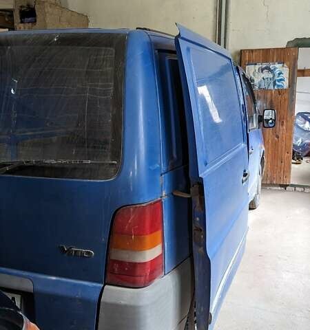 Мерседес Вито 2000 в Одессе на Automoto.ua Синий Мерседес Вито, объемом двигателя 2.15 л и пробегом 100 тыс. км за 4300 $, фото 2 на Automoto.ua