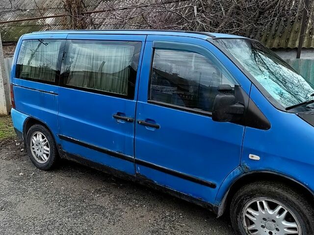 Синий Мерседес Вито, объемом двигателя 2.1 л и пробегом 35 тыс. км за 3300 $, фото 2 на Automoto.ua
