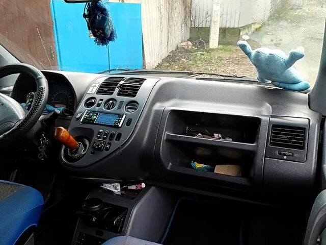 Синий Мерседес Вито, объемом двигателя 2.1 л и пробегом 35 тыс. км за 3300 $, фото 7 на Automoto.ua