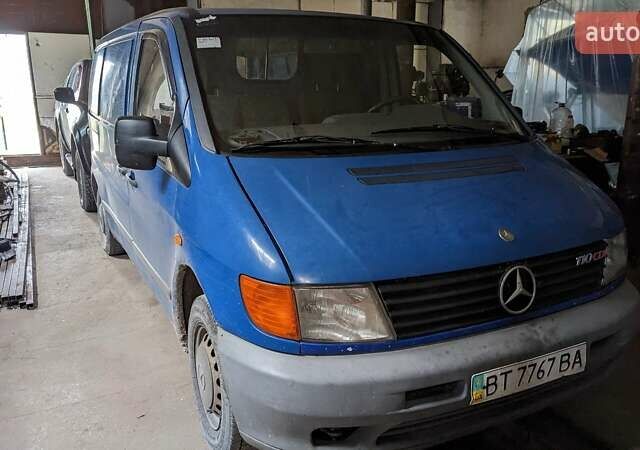 Мерседес Вито 2000 в Одессе на Automoto.ua Синий Мерседес Вито, объемом двигателя 2.15 л и пробегом 100 тыс. км за 4300 $, фото 10 на Automoto.ua