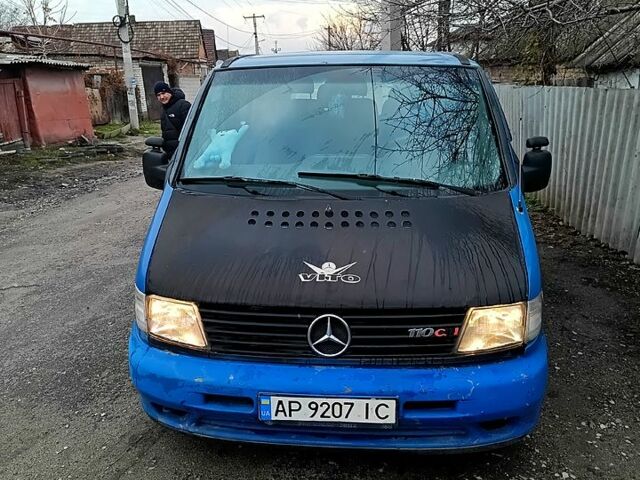 Синий Мерседес Вито, объемом двигателя 2.1 л и пробегом 35 тыс. км за 3300 $, фото 1 на Automoto.ua