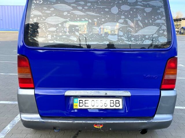 Синий Мерседес Вито, объемом двигателя 2.2 л и пробегом 300 тыс. км за 2999 $, фото 6 на Automoto.ua