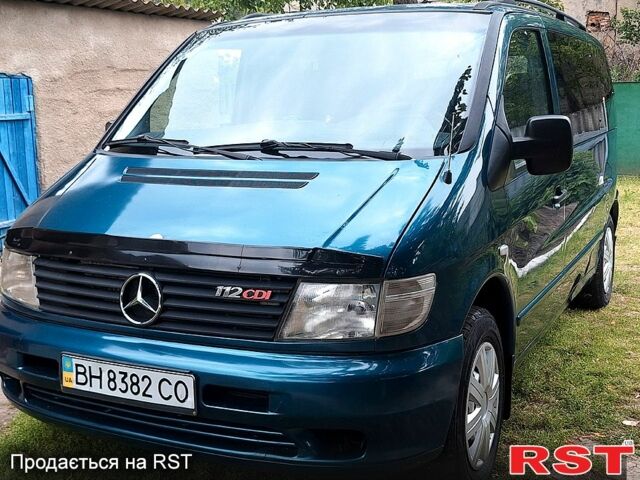 Синій Мерседес Віто, об'ємом двигуна 2.2 л та пробігом 280 тис. км за 5850 $, фото 1 на Automoto.ua