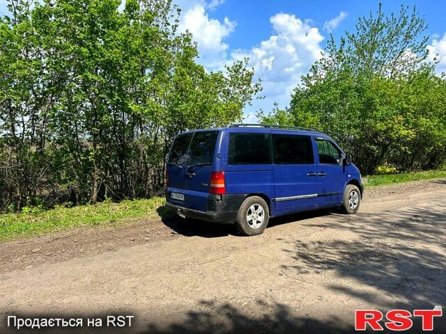 Синій Мерседес Віто, об'ємом двигуна 2.2 л та пробігом 250 тис. км за 4500 $, фото 6 на Automoto.ua