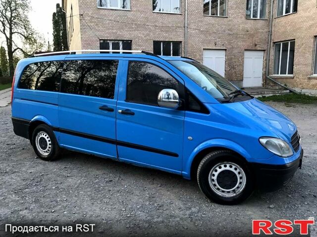 Мерседес Віто 2004 у Емильчином на Automoto.ua Синій Мерседес Віто, об'ємом двигуна 2.1 л та пробігом 295 тис. км за 6500 $, фото 1 на Automoto.ua