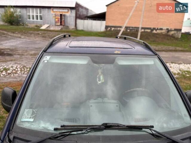 Синий Мерседес Вито, объемом двигателя 2.15 л и пробегом 238 тыс. км за 4500 $, фото 10 на Automoto.ua