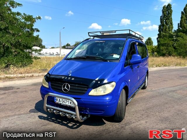 Синій Мерседес Віто, об'ємом двигуна 2.1 л та пробігом 420 тис. км за 7800 $, фото 1 на Automoto.ua