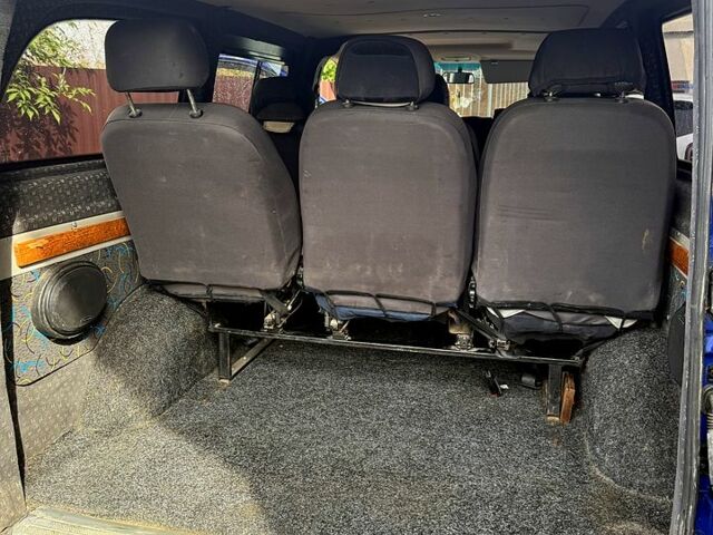 Синій Мерседес Віто, об'ємом двигуна 2.2 л та пробігом 408 тис. км за 7000 $, фото 6 на Automoto.ua