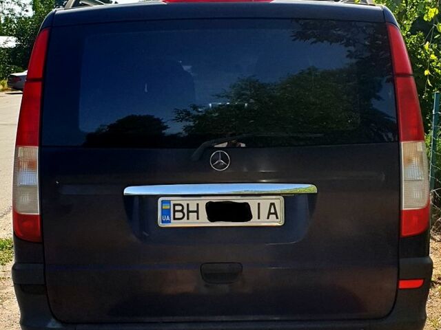 Синий Мерседес Вито, объемом двигателя 2.2 л и пробегом 344 тыс. км за 7500 $, фото 6 на Automoto.ua