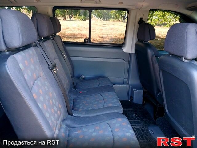 Синий Мерседес Вито, объемом двигателя 2.1 л и пробегом 345 тыс. км за 11850 $, фото 4 на Automoto.ua